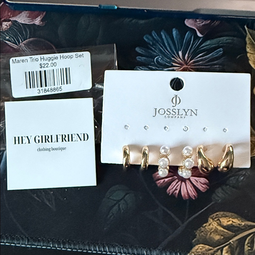 New Gold Huggie Hoop Set